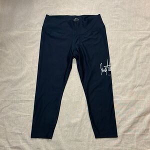 Nike dry fit Navy Blue Leggings woman’s size L‎